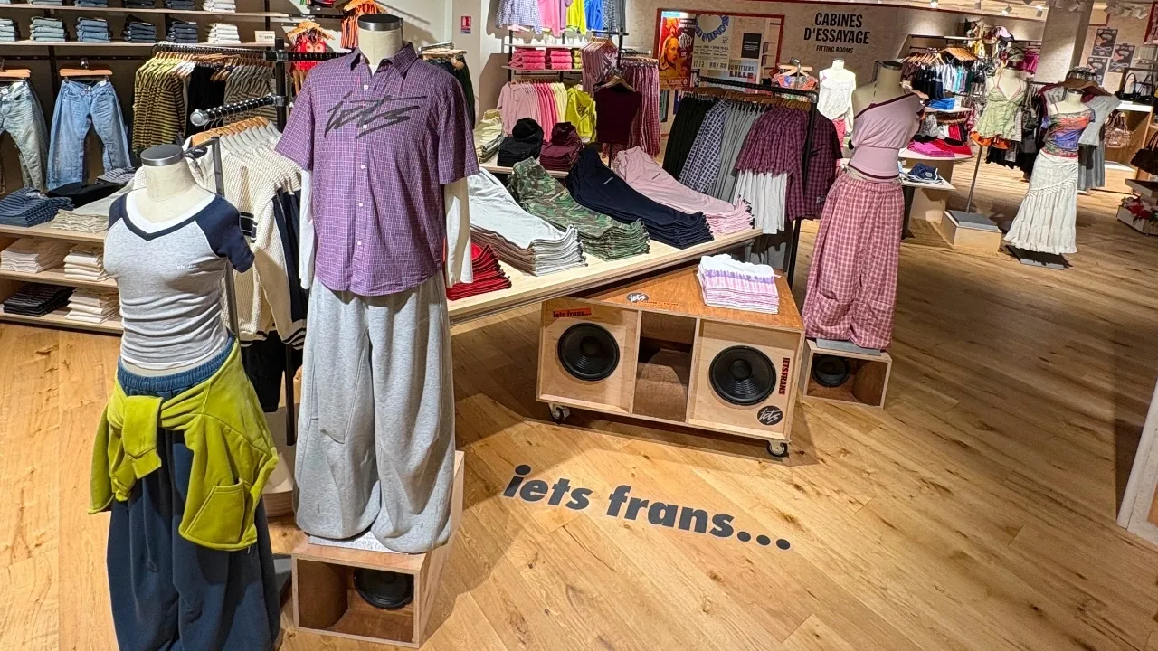 Lille: Sales floor